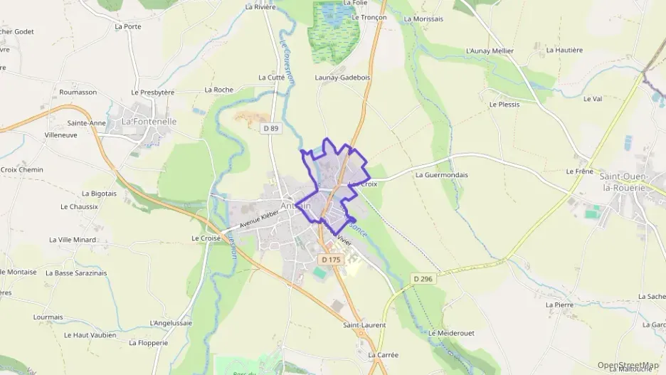 Maison 92 m² quatre pièces à vendre à Val-Couesnon