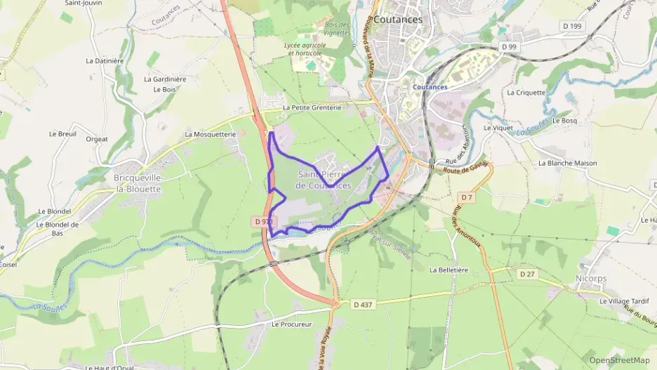 Maison 168 m² six pièces à vendre à Saint-Pierre-de-Coutances