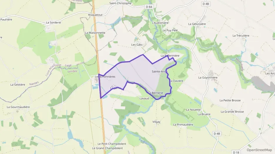 Maison 83 m² trois pièces à vendre à Les Lucs-sur-Boulogne Maison 83 m² trois pièces à vendre à Les Lucs-sur-Boulogne