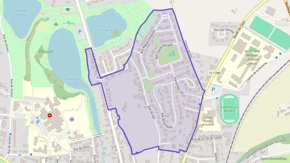 Maison 146 m² sept pièces à vendre à Châteaubriant Maison 146 m² sept pièces à vendre à Châteaubriant