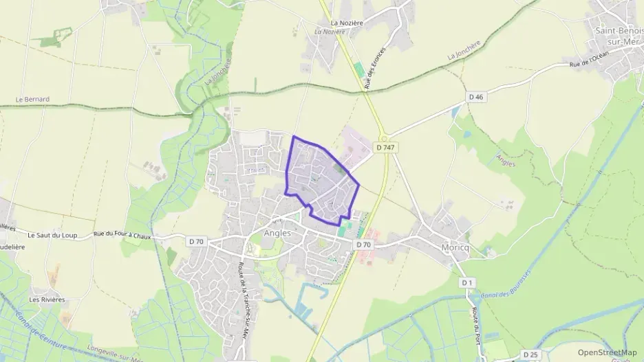 Maison 61 m² trois pièces à vendre à Angles Maison 61 m² trois pièces à vendre à Angles