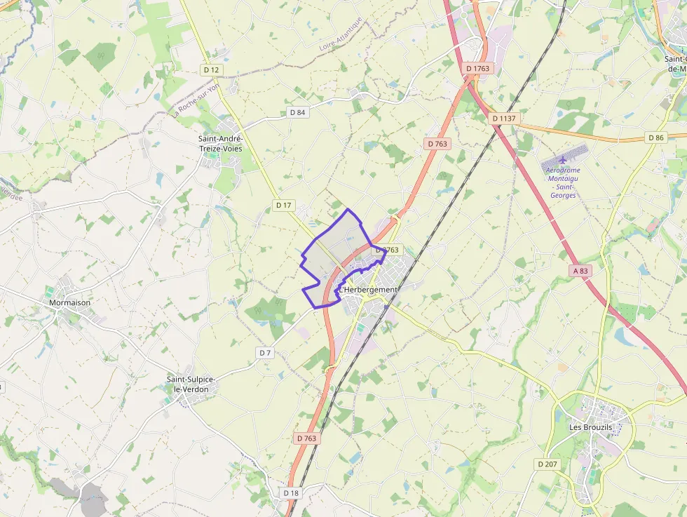 Maison 110 m² quatre pièces à vendre à L`Herbergement