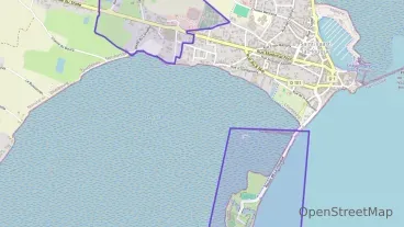 Maison 220 m² six pièces à vendre à Saint-Vaast-la-Hougue