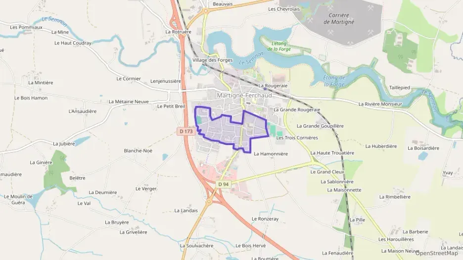 Maison 110 m² six pièces à vendre à Martigné-Ferchaud