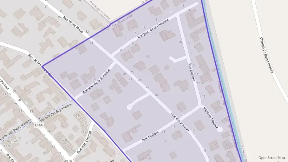 Maison 98 m² cinq pièces à vendre à L`Aiguillon-la-Presqu`île