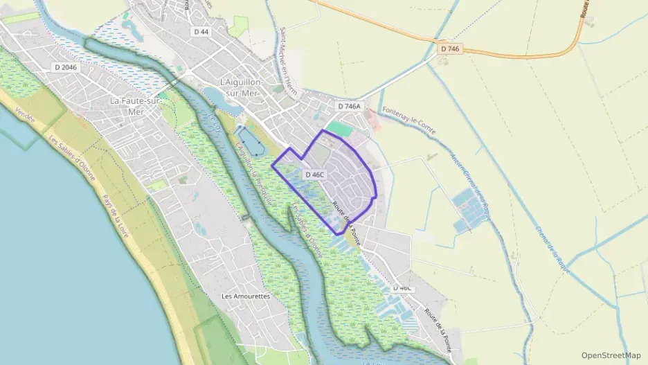 Maison 116 m² cinq pièces à vendre à L`Aiguillon-la-Presqu`île Maison 116 m² cinq pièces à vendre à L`Aiguillon-la-Presqu`île