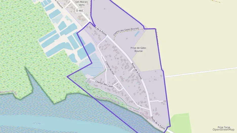 Maison 52 m² trois pièces à vendre à L`Aiguillon-la-Presqu`île Maison 52 m² trois pièces à vendre à L`Aiguillon-la-Presqu`île