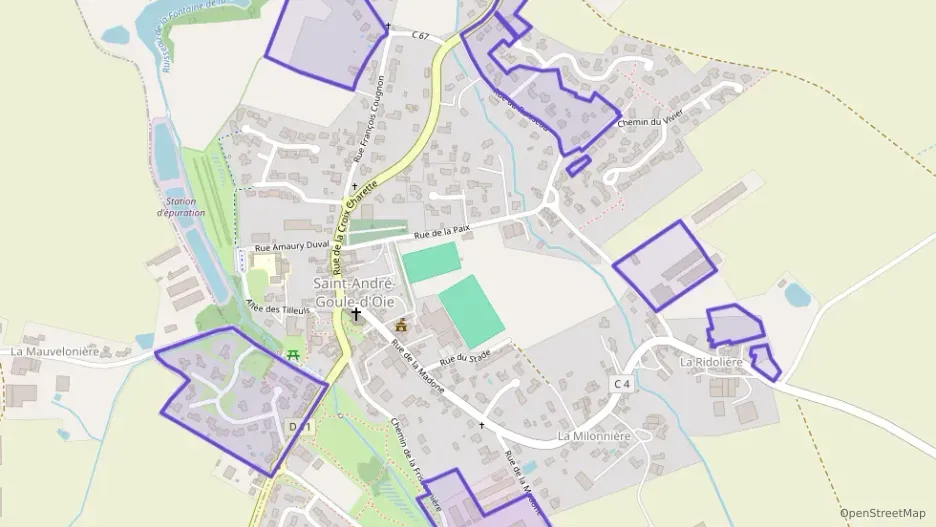 Maison 100 m² six pièces à vendre à Saint-André-Goule-d`Oie