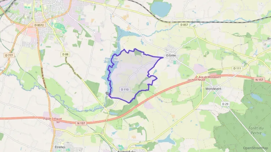 Maison 72 m² cinq pièces à vendre à Erbrée Maison 72 m² cinq pièces à vendre à Erbrée