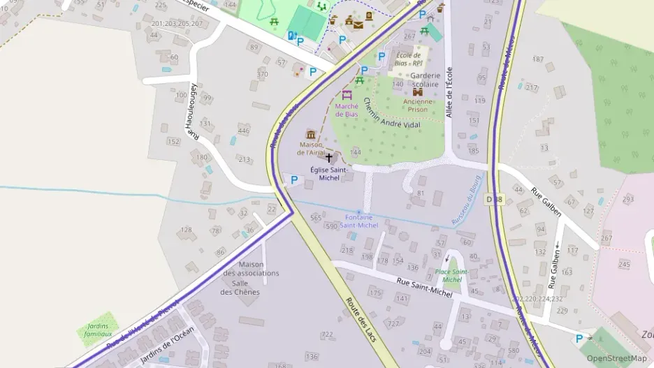 Maison 120 m² six pièces à vendre à Bias Maison 120 m² six pièces à vendre à Bias