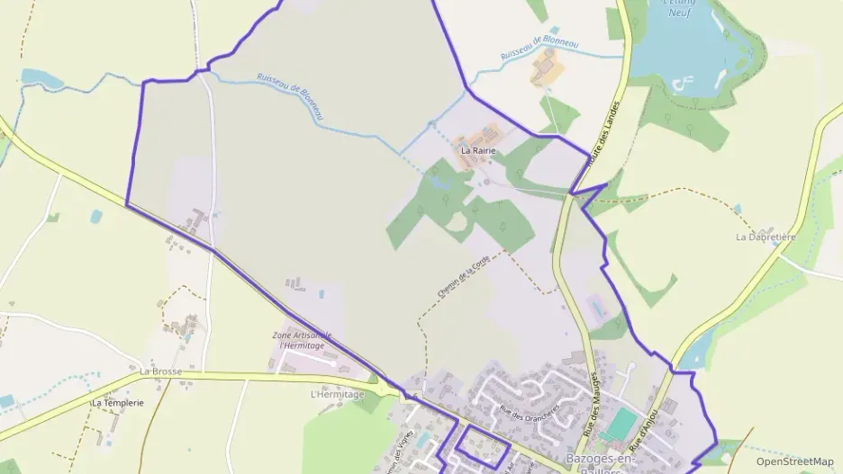 Maison 110 m² cinq pièces à vendre à Bazoges-en-Paillers Maison 110 m² cinq pièces à vendre à Bazoges-en-Paillers