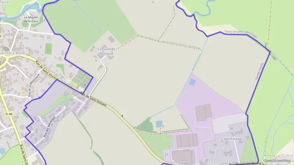 Maison 111 m² cinq pièces à vendre à Sainte-Cécile Maison 111 m² cinq pièces à vendre à Sainte-Cécile