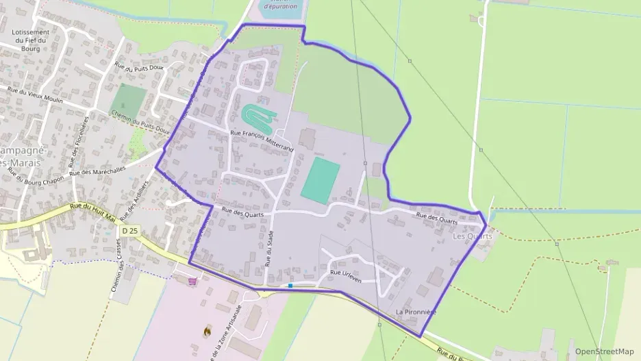 Maison 97 m² quatre pièces à vendre à Champagné-les-Marais