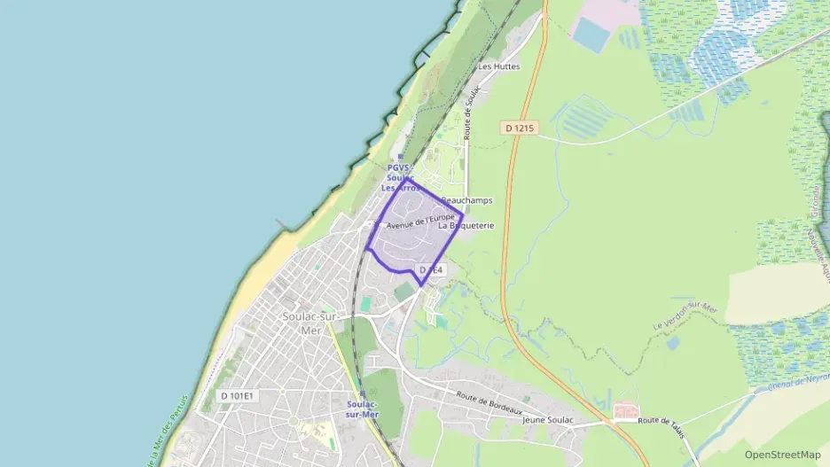 Maison 139 m² six pièces à vendre à Soulac-sur-Mer Maison 139 m² six pièces à vendre à Soulac-sur-Mer