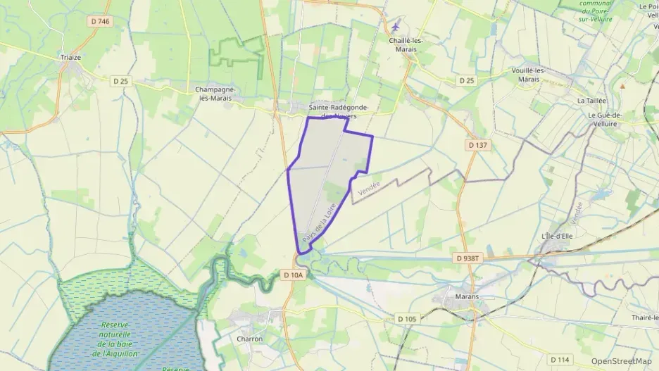 Maison 148 m² quatre pièces à vendre à Sainte-Radégonde-des-Noyers Maison 148 m² quatre pièces à vendre à Sainte-Radégonde-des-Noyers