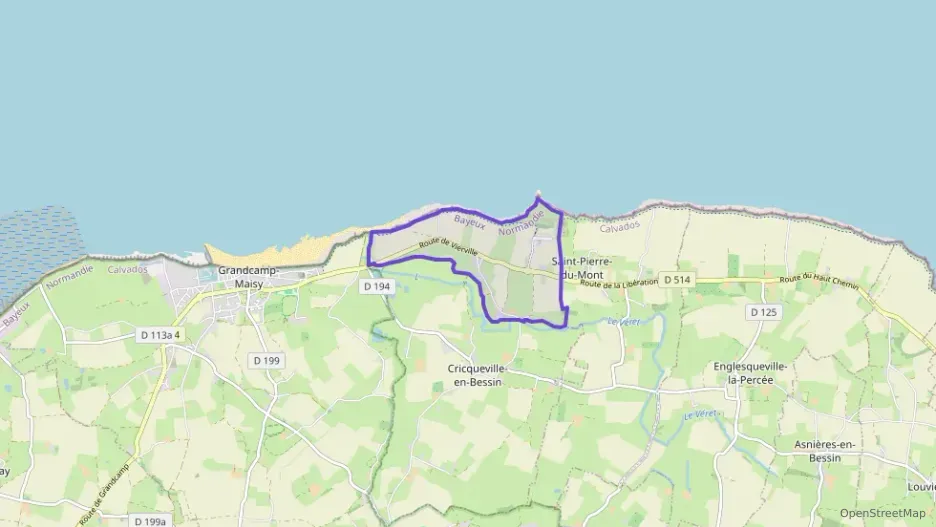 Maison 93 m² cinq pièces à vendre à Cricqueville-en-Bessin Maison 93 m² cinq pièces à vendre à Cricqueville-en-Bessin