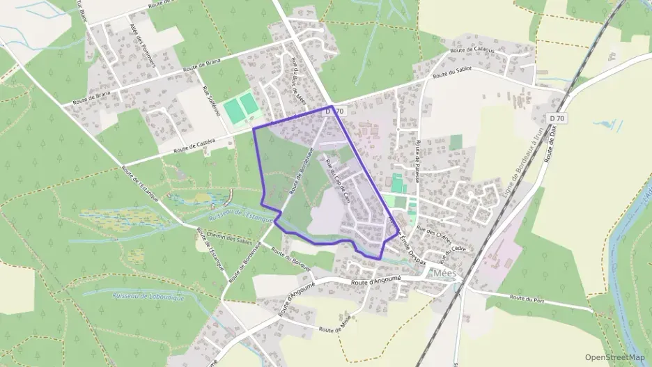 Maison 94 m² quatre pièces à vendre à Mées