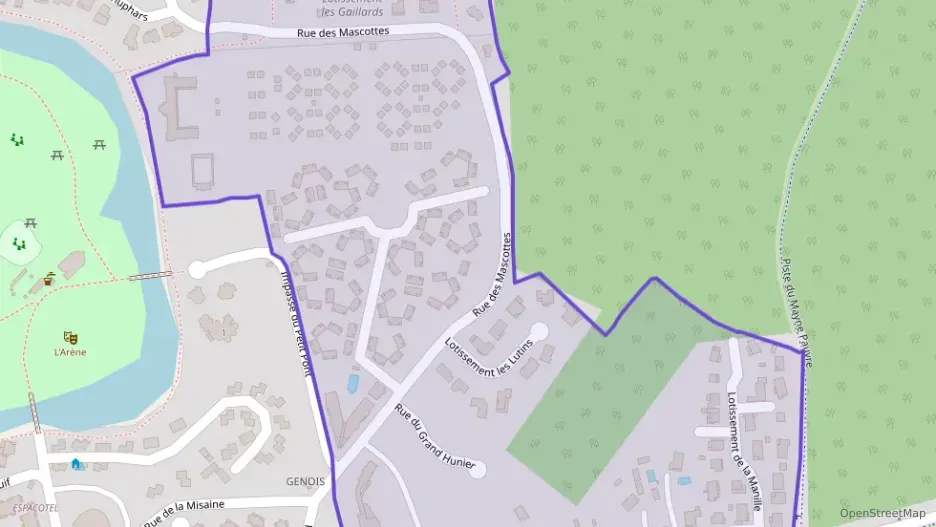 Maison 120 m² sept pièces à vendre à Hourtin Maison 120 m² sept pièces à vendre à Hourtin