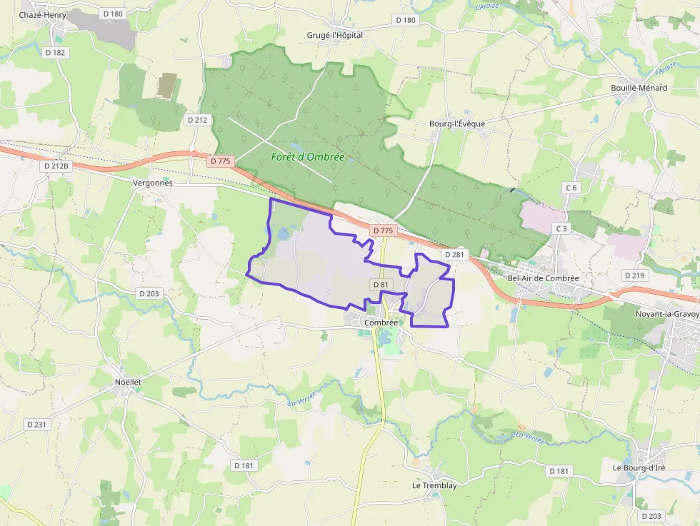 Maison 95 m² quatre pièces à vendre à Ombrée d`Anjou