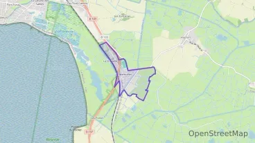 Maison 90 m² quatre pièces à vendre à Yves