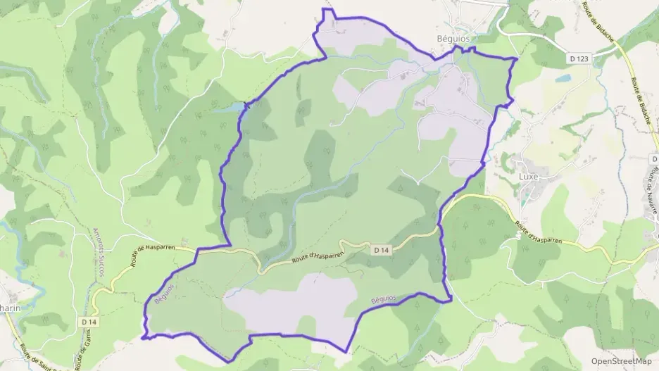 Maison 136 m² six pièces à vendre à Béguios Maison 136 m² six pièces à vendre à Béguios