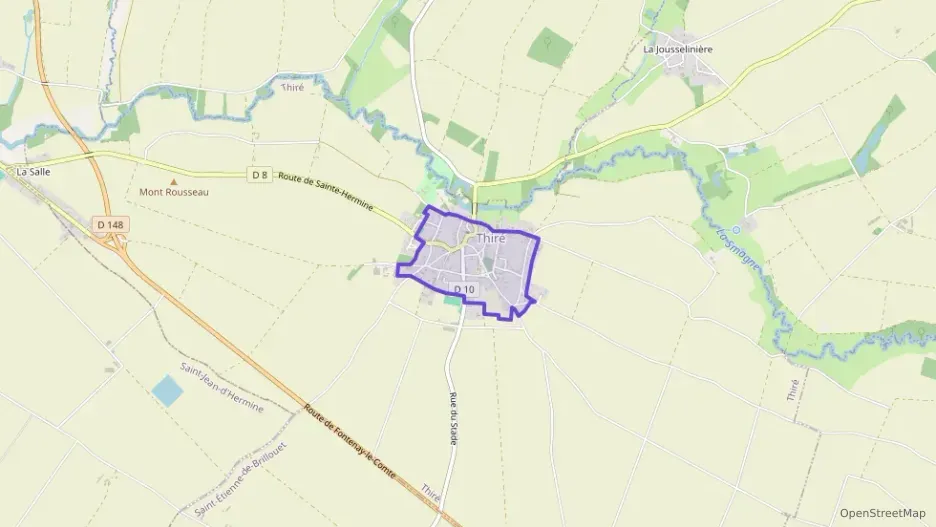 Maison 200 m² quatre pièces à vendre à Thiré