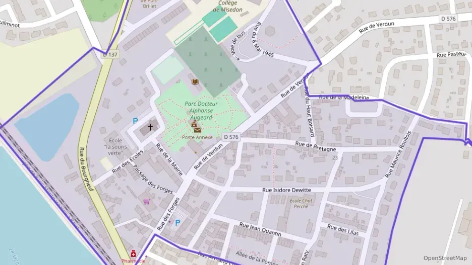 Maison 91 m² deux pieces à vendre à Port-Brillet Maison 91 m² deux pieces à vendre à Port-Brillet