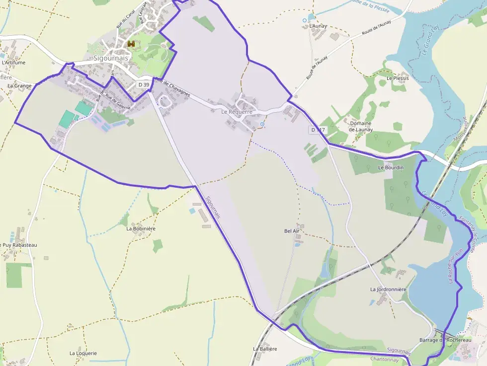 Maison 87 m² quatre pièces à vendre à Sigournais