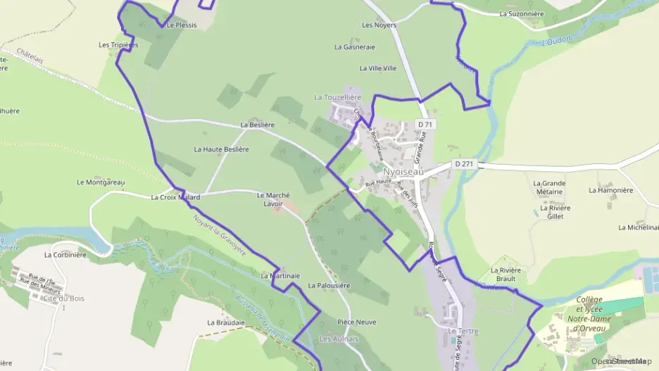 Maison 130 m² cinq pièces à vendre à Segré-en-Anjou Bleu