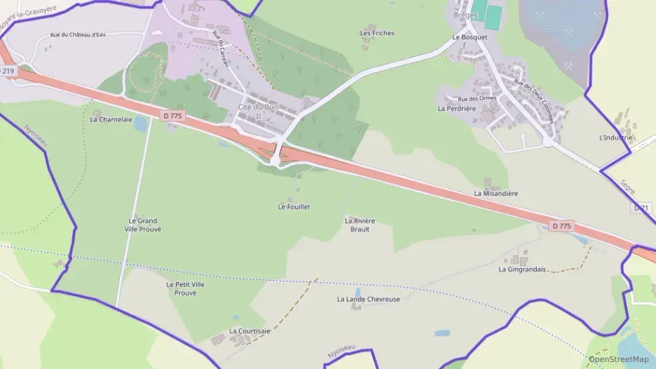 Maison 92 m² cinq pièces à vendre à Segré-en-Anjou Bleu Maison 92 m² cinq pièces à vendre à Segré-en-Anjou Bleu