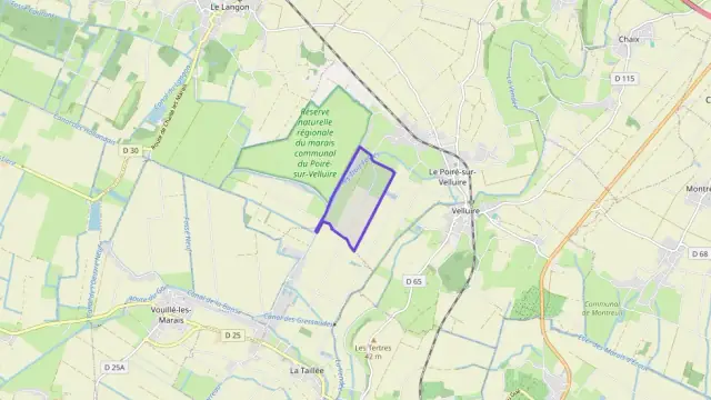 Maison 200 m² quatre pièces à vendre à Les Velluire-sur-Vendée