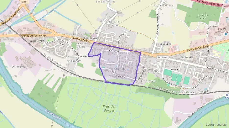 Maison 105 m² cinq pièces à vendre à Tonnay-Charente Maison 105 m² cinq pièces à vendre à Tonnay-Charente