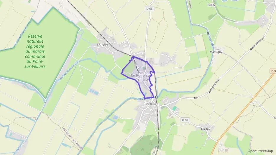 Maison 70 m² trois pièces à vendre à Les Velluire-sur-Vendée Maison 70 m² trois pièces à vendre à Les Velluire-sur-Vendée