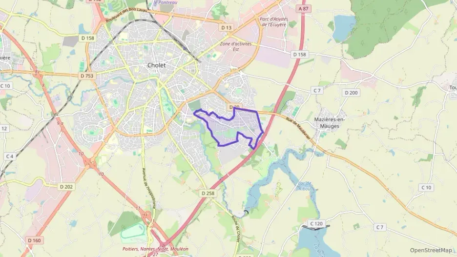 Maison 89 m² quatre pièces à vendre à Cholet