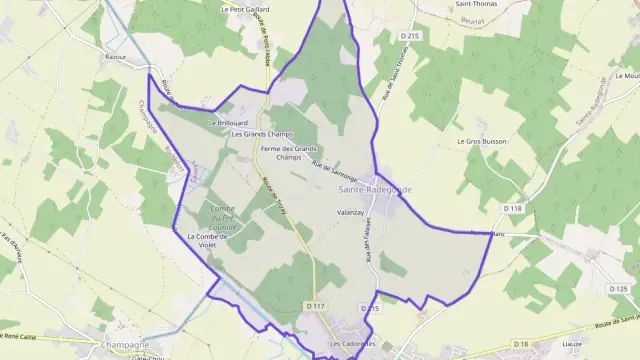 Maison 106 m² quatre pièces à vendre à Sainte-Radegonde