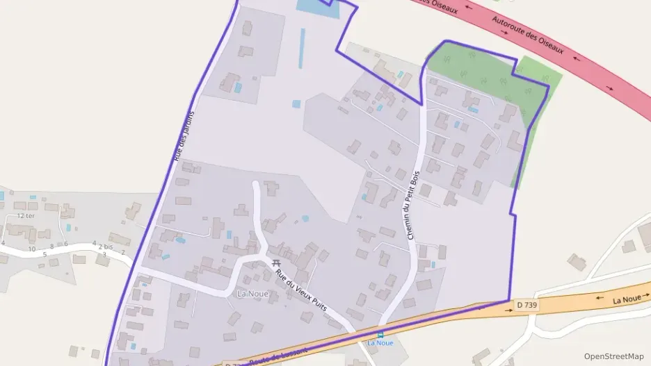 Maison 97 m² quatre pièces à vendre à Tonnay-Charente Maison 97 m² quatre pièces à vendre à Tonnay-Charente