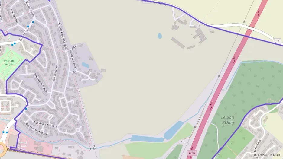 Maison 100 m² cinq pièces à vendre à Cholet Maison 100 m² cinq pièces à vendre à Cholet