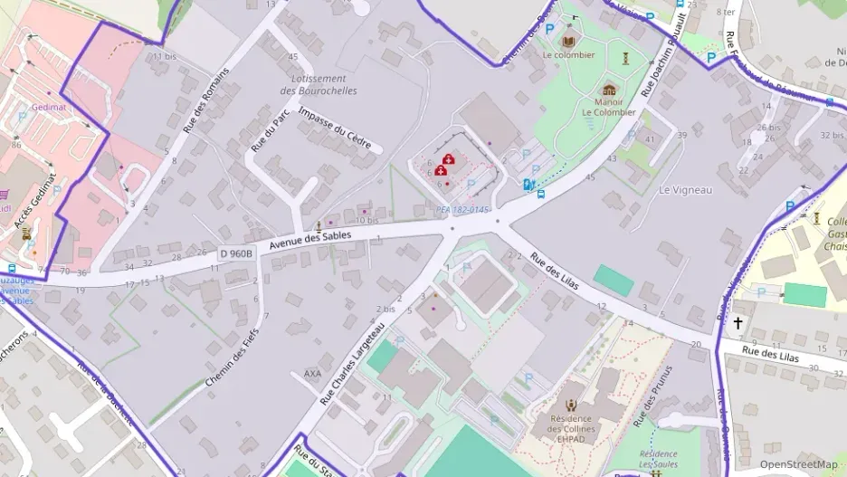 Maison 74 m² quatre pièces à vendre à Pouzauges Maison 74 m² quatre pièces à vendre à Pouzauges