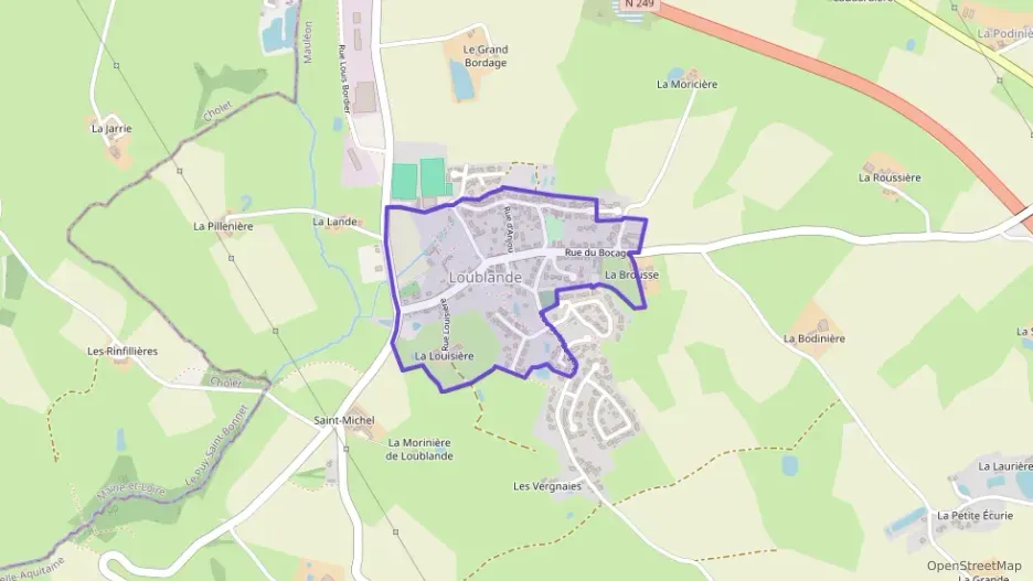 Maison 118 m² cinq pièces à vendre à Mauléon Maison 118 m² cinq pièces à vendre à Mauléon