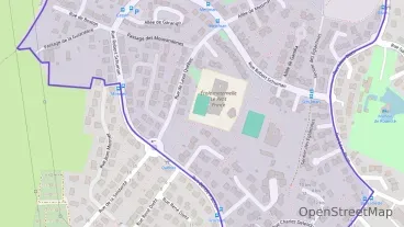 Maison 138 m² cinq pièces à vendre à Laval