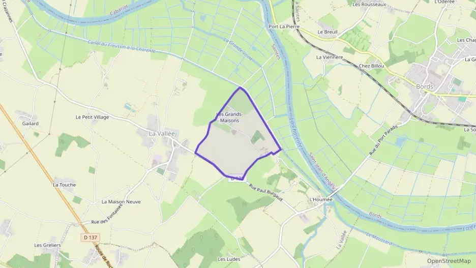 Maison 167 m² six pièces à vendre à La Vallée