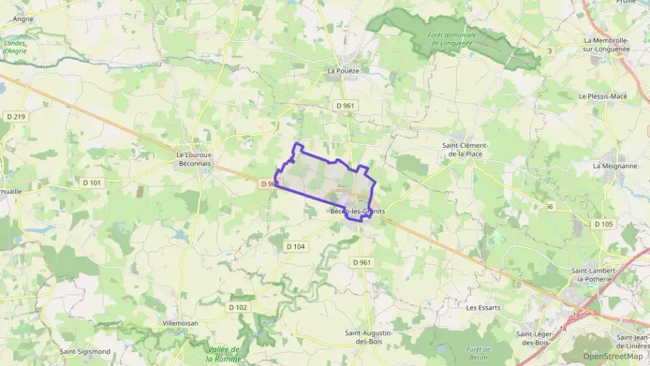 Maison 85 m² trois pièces à vendre à Bécon-les-Granits Maison 85 m² trois pièces à vendre à Bécon-les-Granits