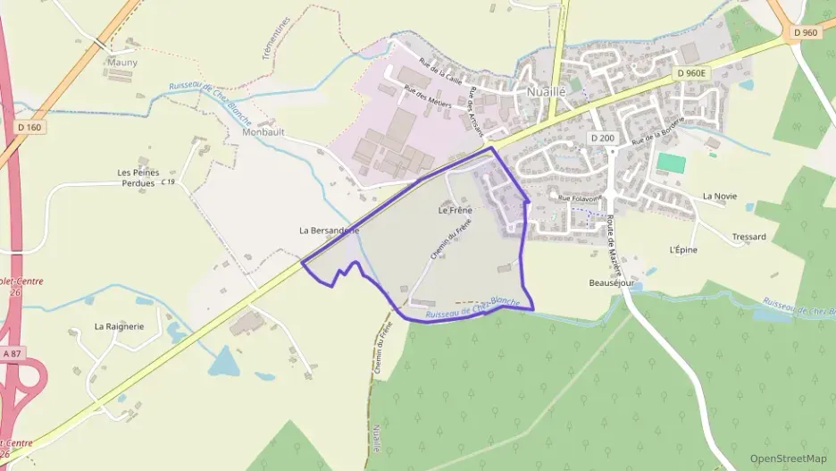 Maison 147 m² cinq pièces à vendre à Nuaillé Maison 147 m² cinq pièces à vendre à Nuaillé