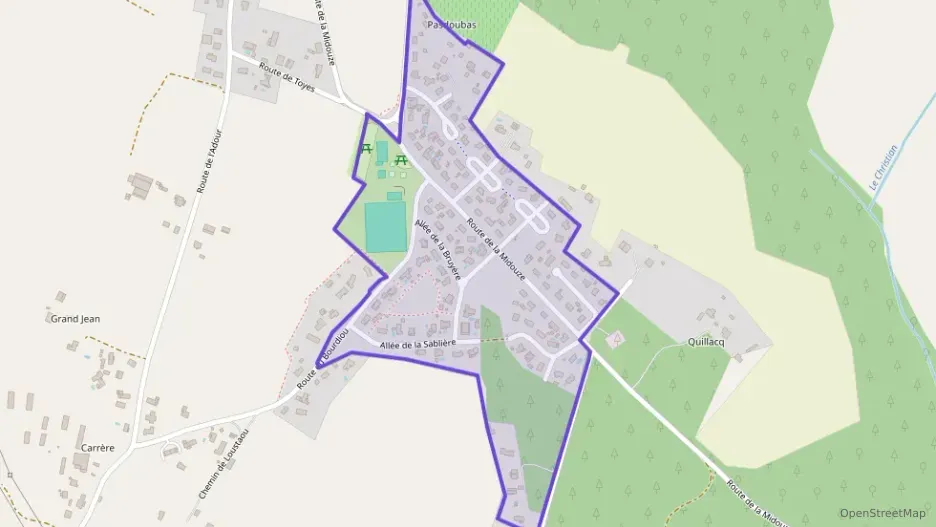 Maison 91 m² quatre pièces à vendre à Bégaar Maison 91 m² quatre pièces à vendre à Bégaar