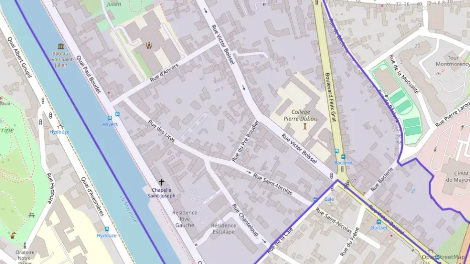 Maison 120 m² six pièces à vendre à Laval Maison 120 m² six pièces à vendre à Laval