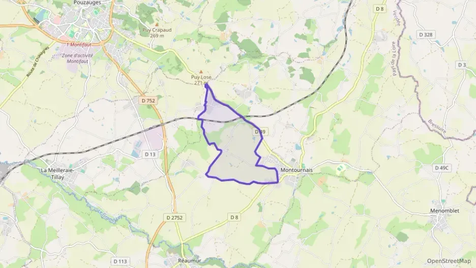 Maison 110 m² cinq pièces à vendre à Montournais