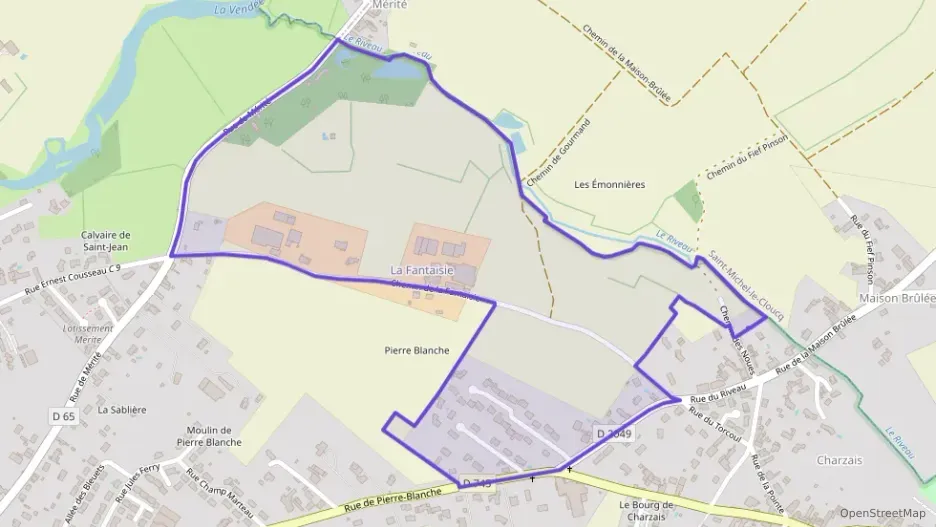 Maison 98 m² quatre pièces à vendre à Fontenay-le-Comte
