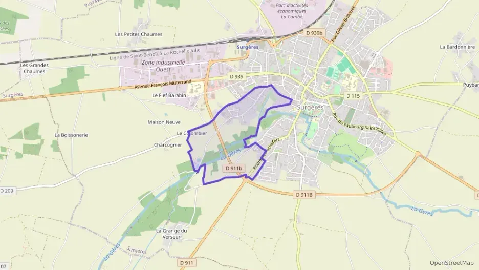 Maison 96 m² trois pièces à vendre à Surgères