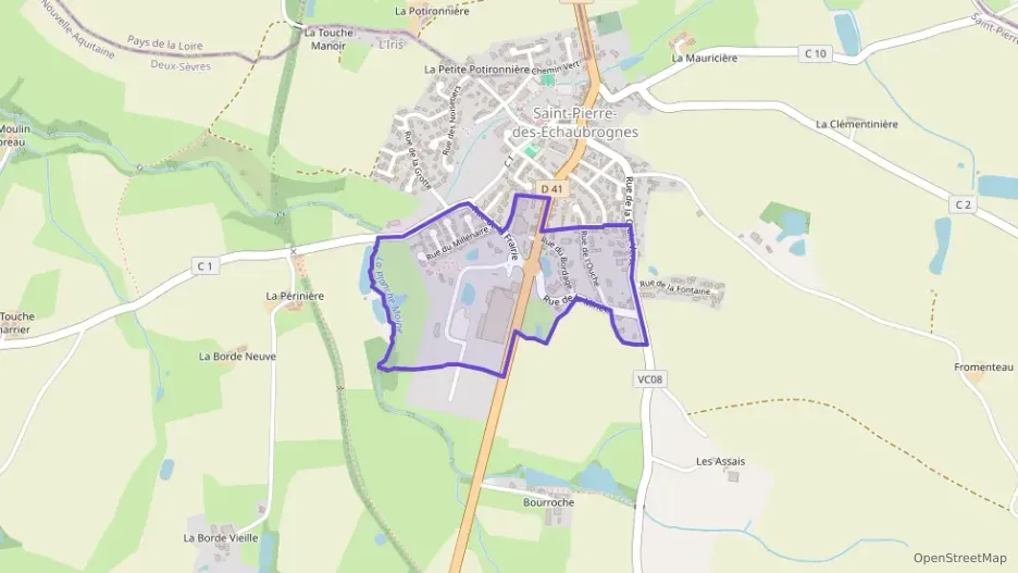 Maison 71 m² quatre pièces à vendre à Saint-Pierre-des-Échaubrognes Maison 71 m² quatre pièces à vendre à Saint-Pierre-des-Échaubrognes