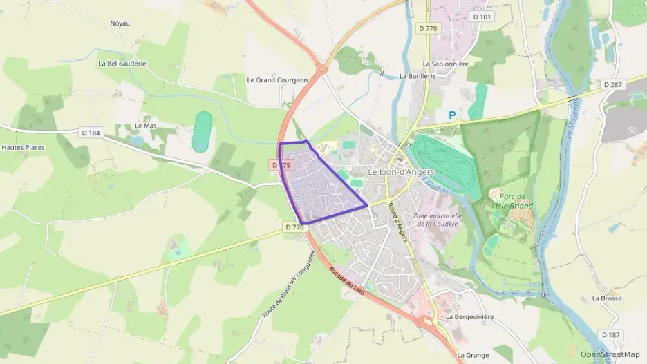 Maison 95 m² quatre pièces à vendre à Le Lion-d`Angers Maison 95 m² quatre pièces à vendre à Le Lion-d`Angers